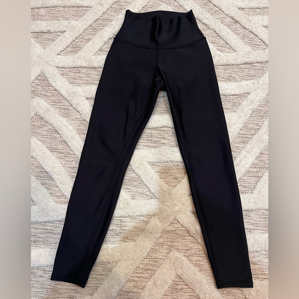 Alo High-Waist Airlift 7/8 Black Leggings XXS great condition